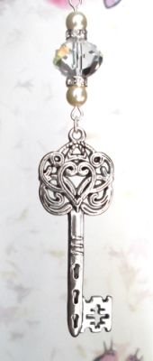 Aurora Borealis Key Of Mysteries Necklace
