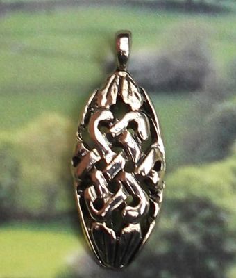 Celtic Knot Oval Jewelry Pendant