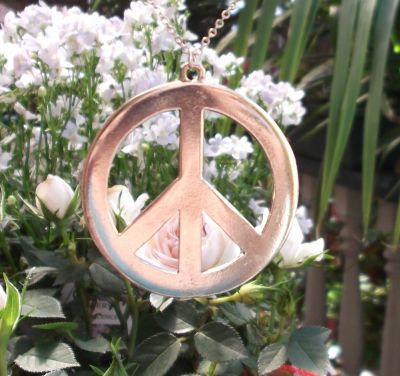 Extra-large Smooth Peace Sign Jewelry Pendant