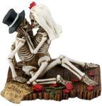 Skeleton Lovers Sitting - Love Never Dies